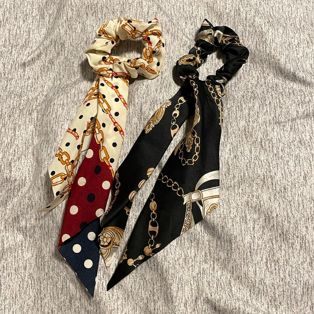 Silk-Feel Polka & Chain Print Hair Scrunchie Set - Cream & Black